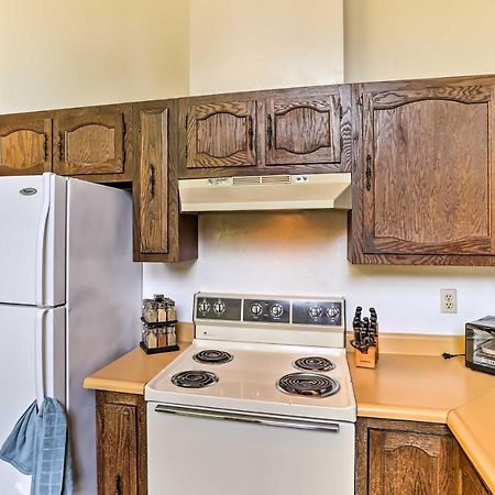 Cozy Studio Near Hiking And Skiing, Walk To Downtown Mount Shasta Exterior photo